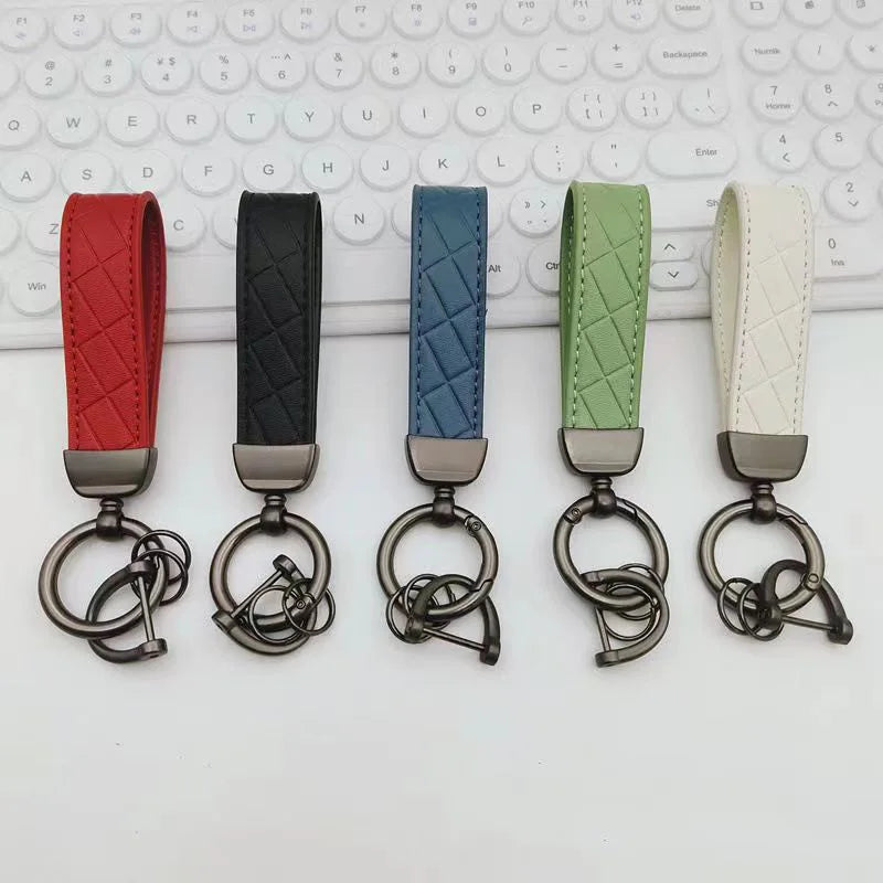 Luxury Faux Leather Car Key Chain Elegant Solid Color DIY Waterproof Car Key Ring Holder Pendant Backpack Keychain Ornament