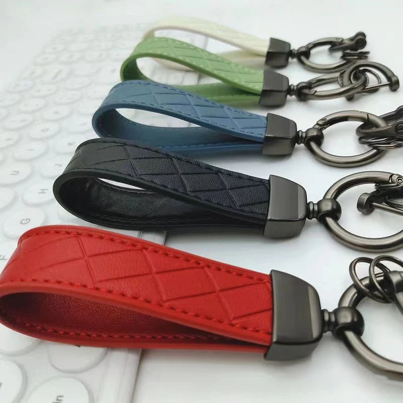 Luxury Faux Leather Car Key Chain Elegant Solid Color DIY Waterproof Car Key Ring Holder Pendant Backpack Keychain Ornament